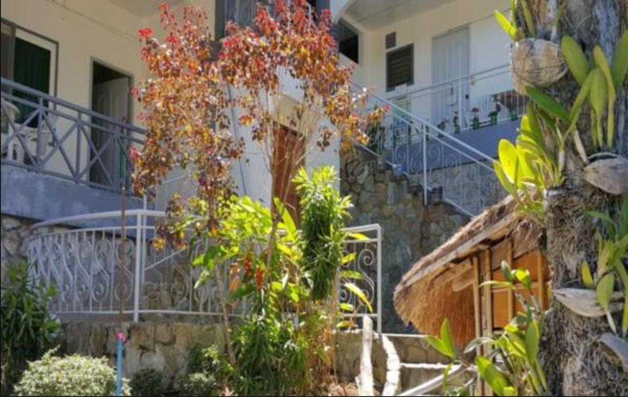 Jack Daniel Apartamentos Puerto Galera Exterior foto